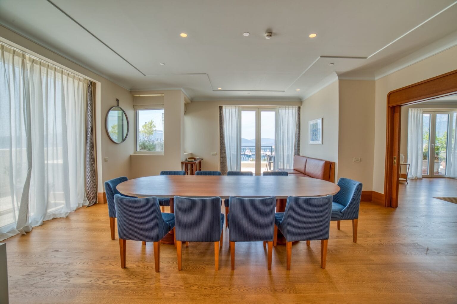 Exclusive Waterfront Regent Penthouse