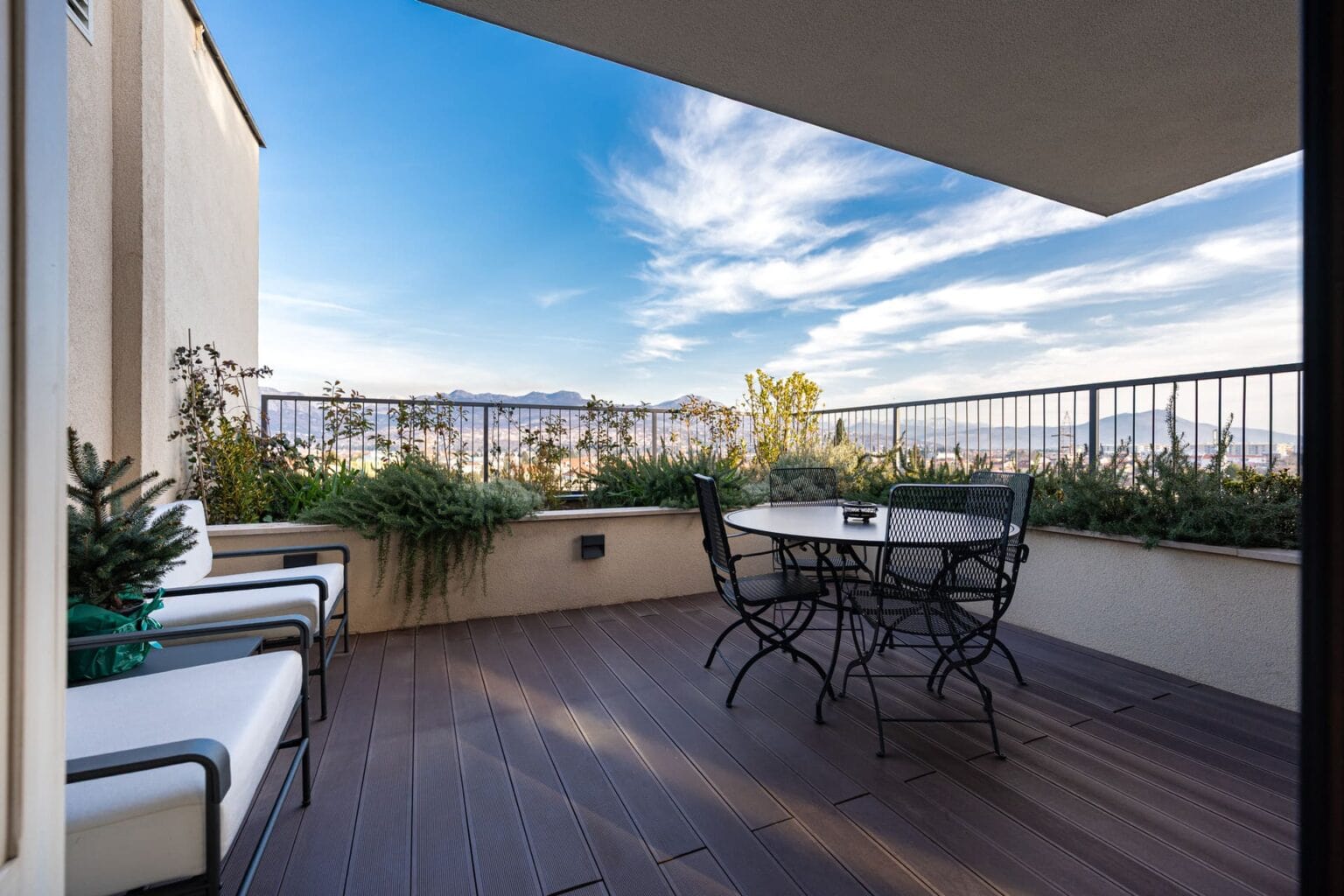 Signature Designer Penthouse Gorica C