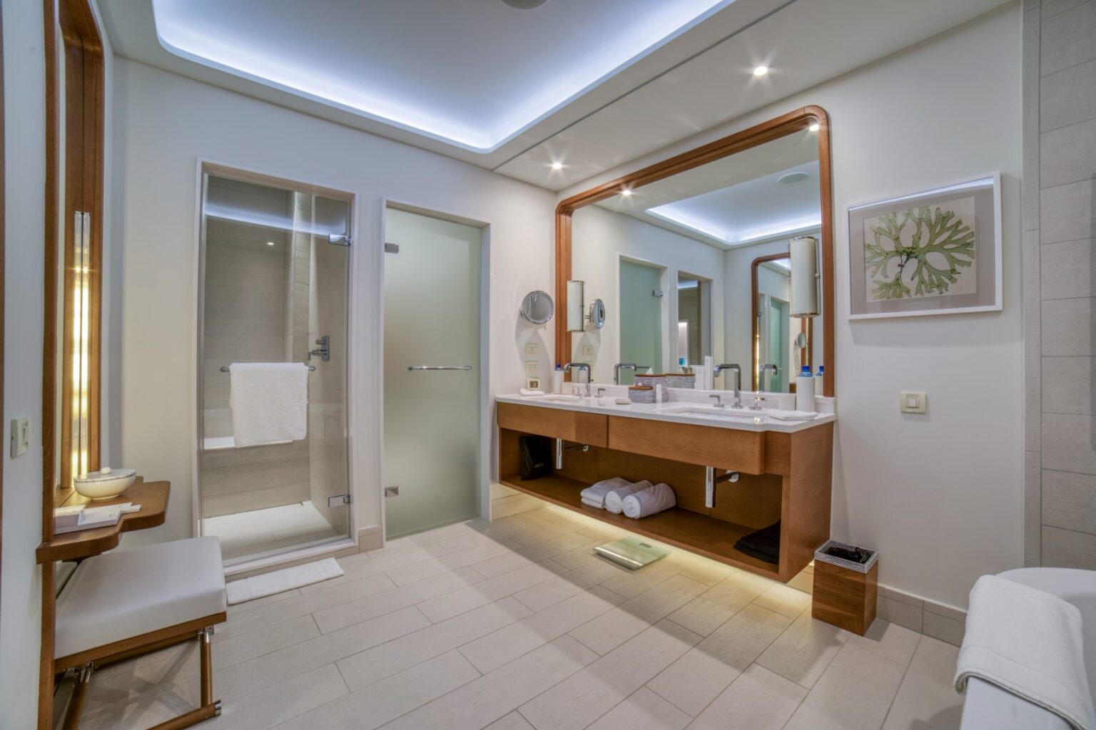 Exclusive Waterfront Regent Penthouse