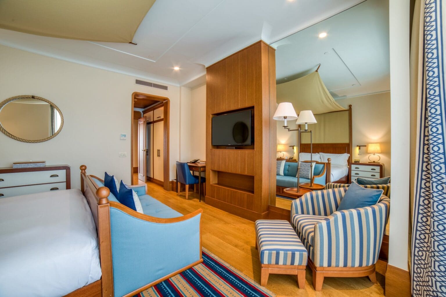 Exclusive Waterfront Regent Penthouse