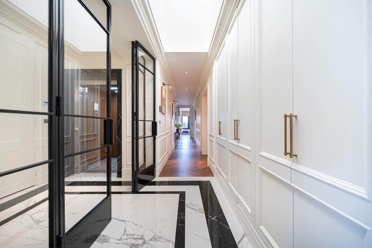 Signature Designer Penthouse Gorica C