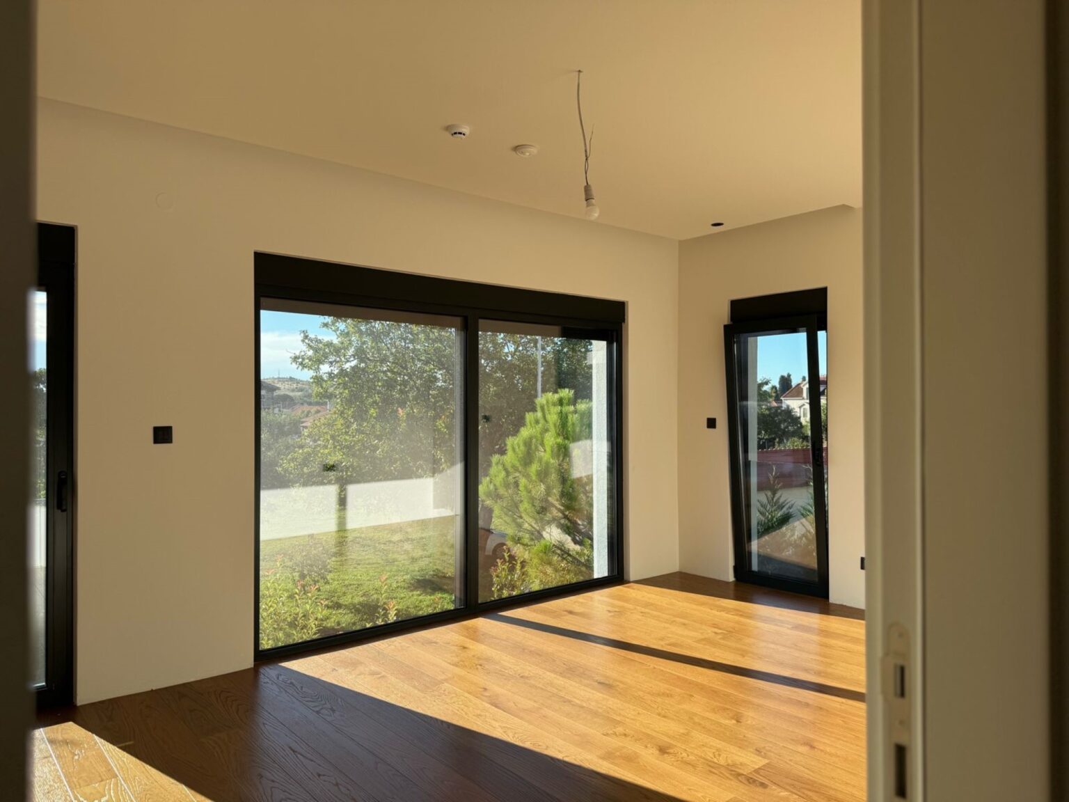 Modern Four Bedroom Villa Podgorica