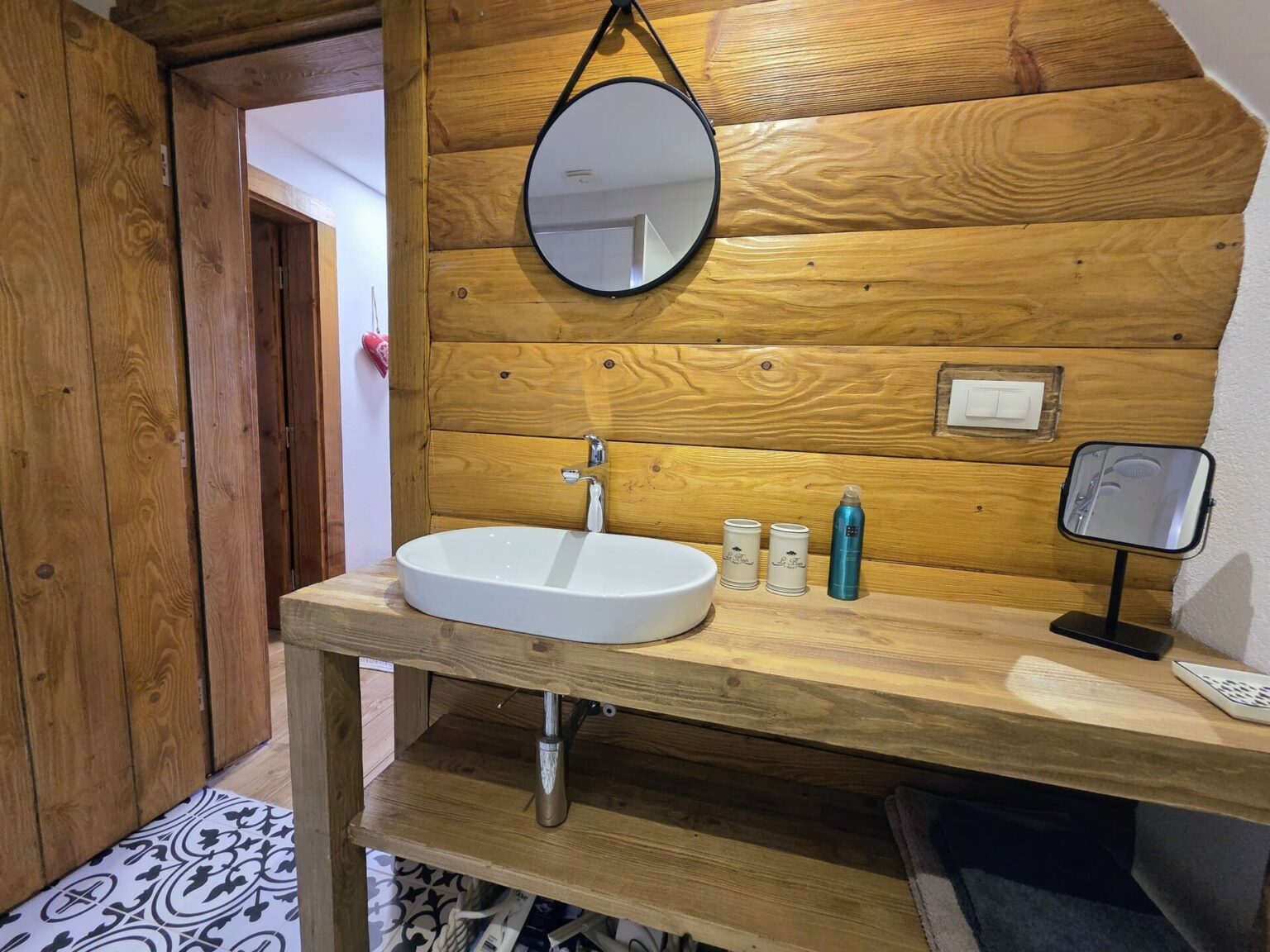 Furnished four bedroom house Zabljak