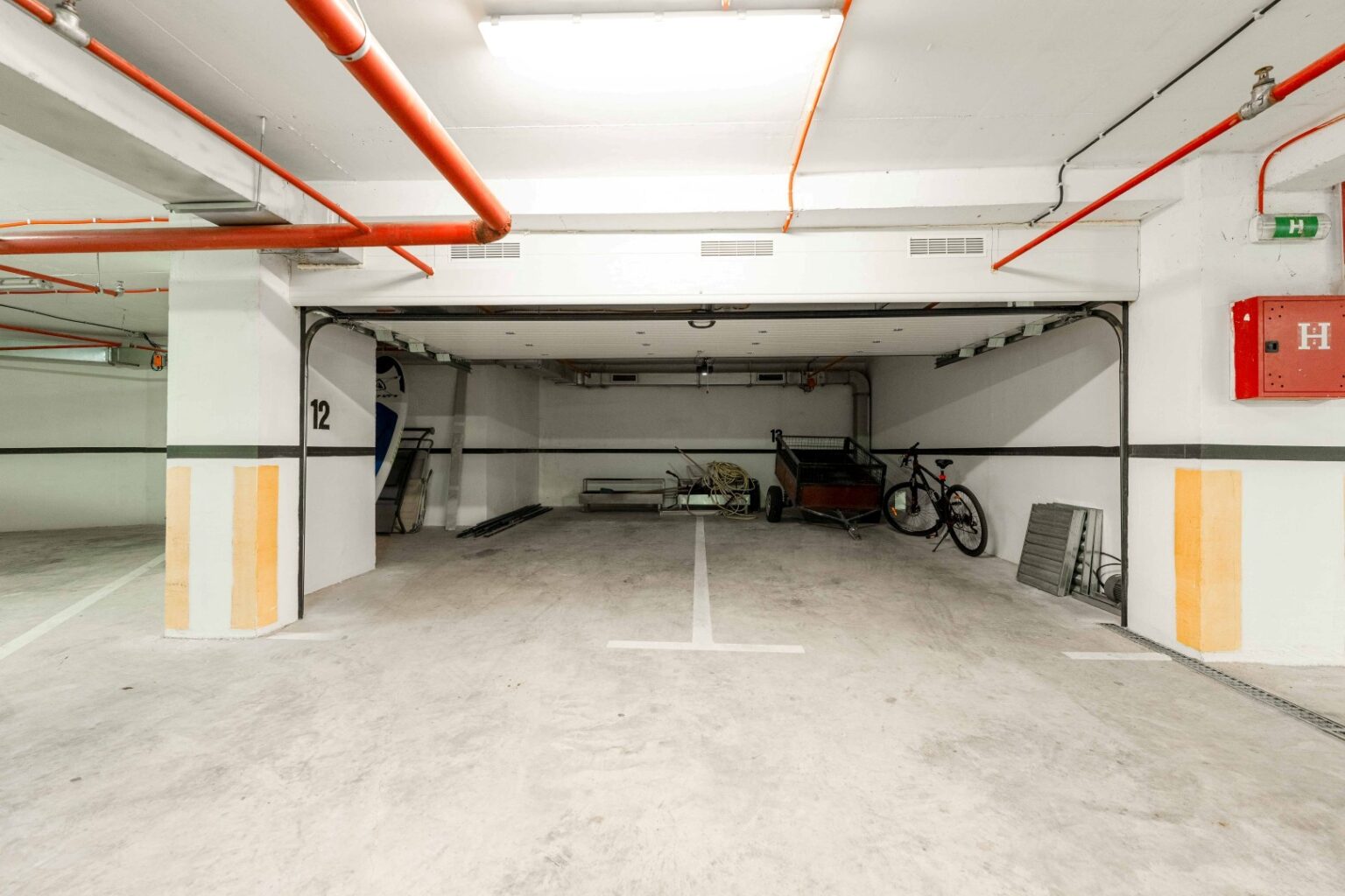 One bedroom apartment near the beach, Pržno