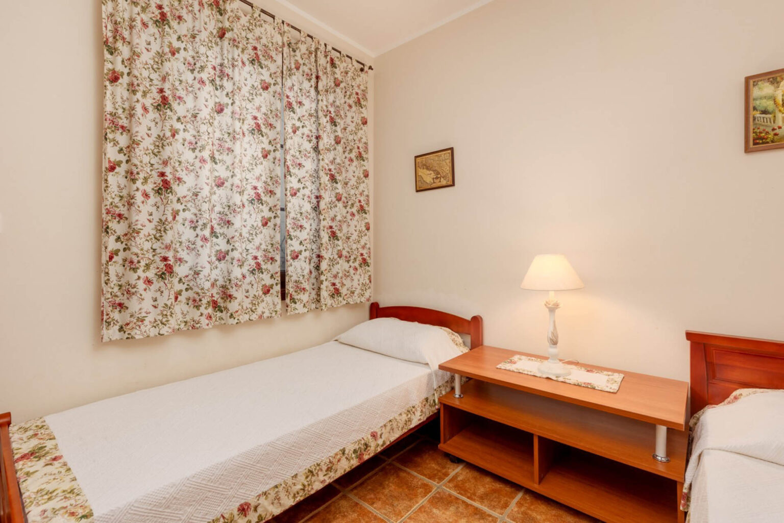 2bdr apartment Kostanjica