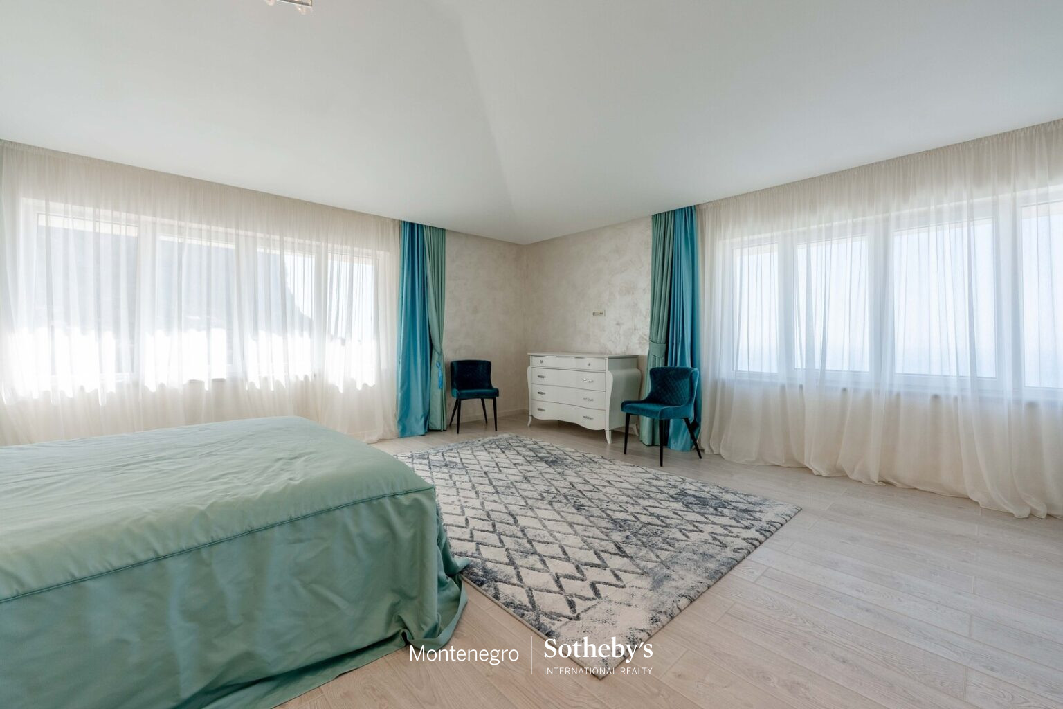 Exclusive residential villa with panoramic sea view, Budva, Blizikuće