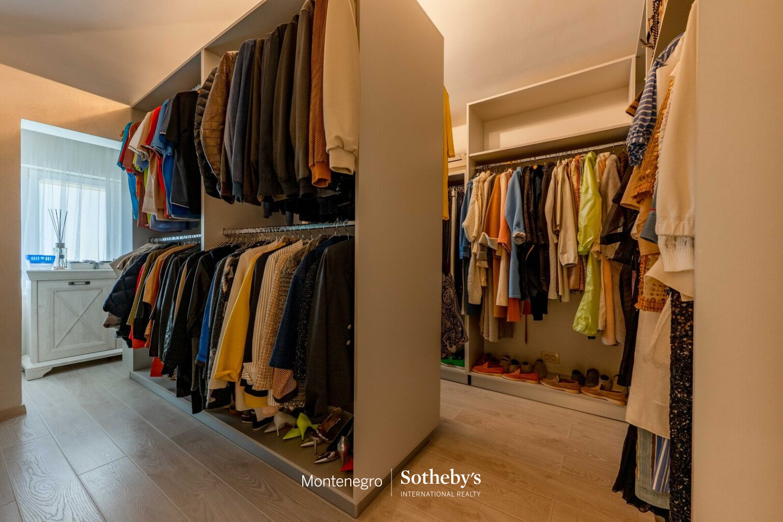 Exclusive residential villa with panoramic sea view, Budva, Blizikuće