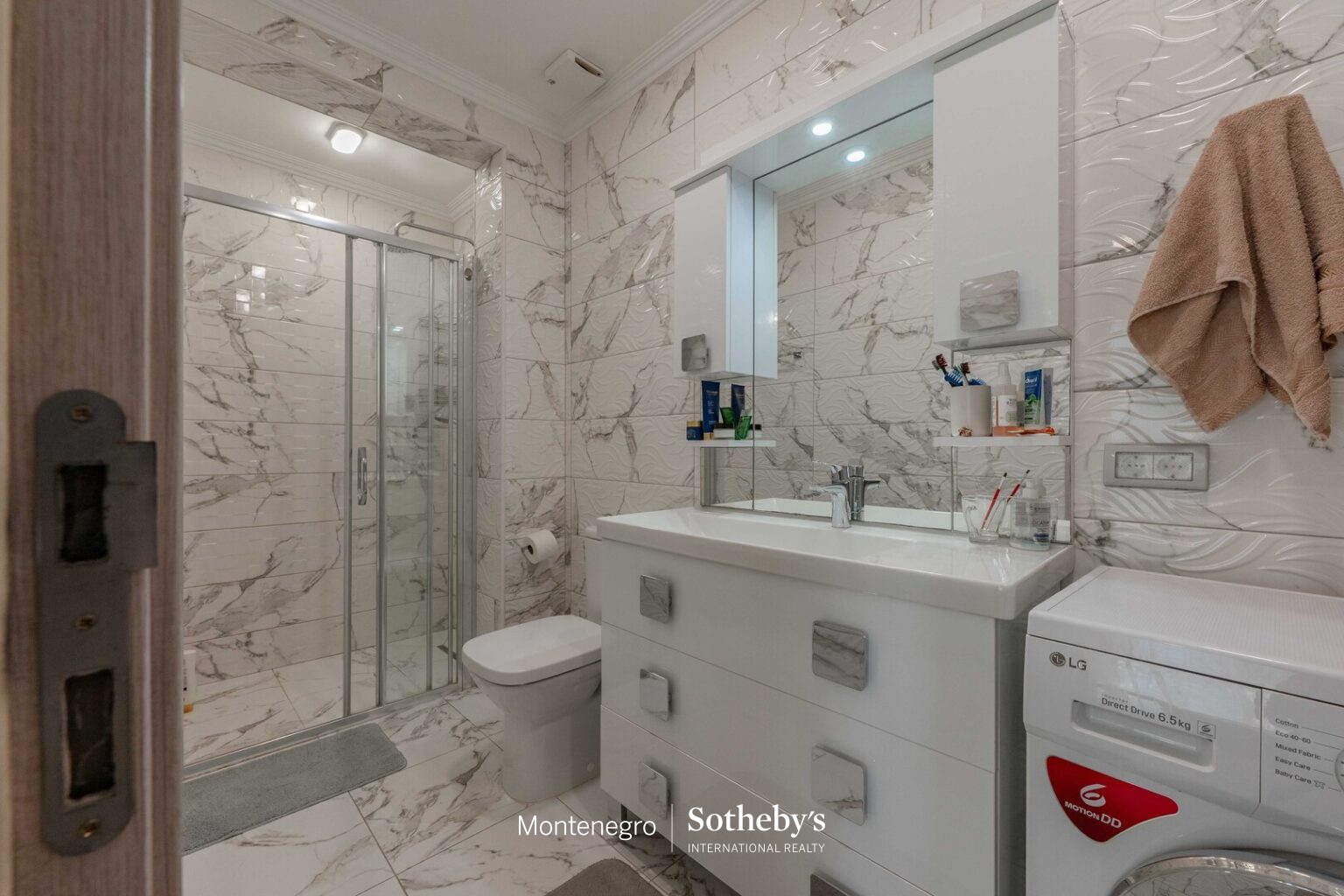 Exclusive residential villa with panoramic sea view, Budva, Blizikuće