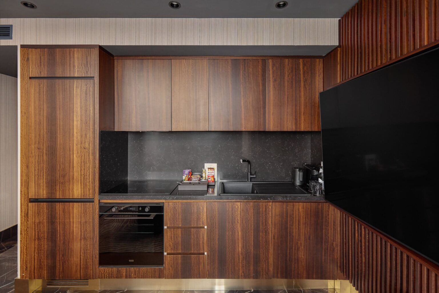 Exclusive One-bedroom Apartment Merit Starlit Hotel