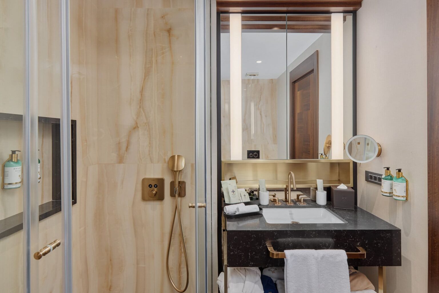 Exclusive One-bedroom Apartment Merit Starlit Hotel