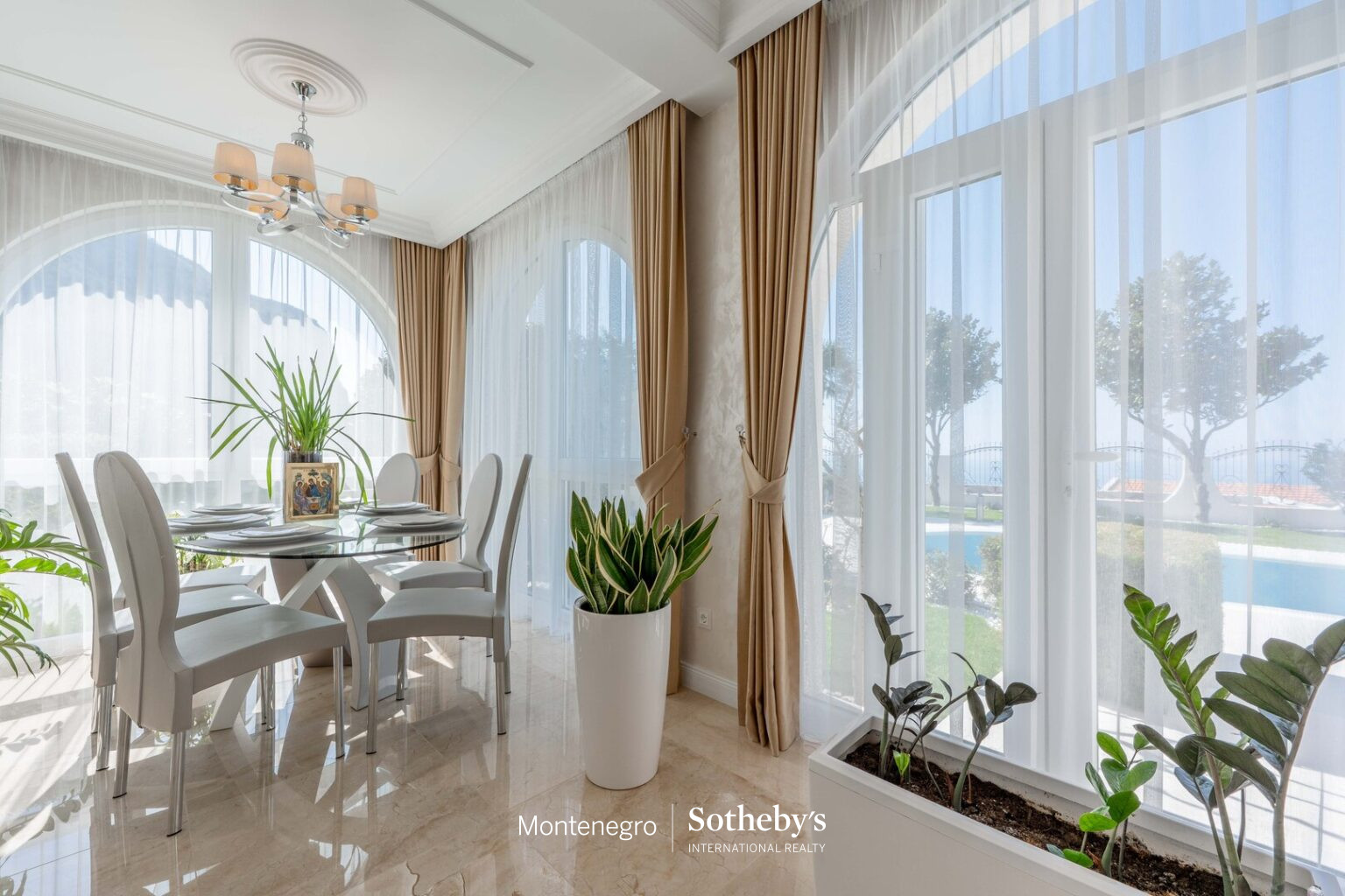 Exclusive residential villa with panoramic sea view, Budva, Blizikuće