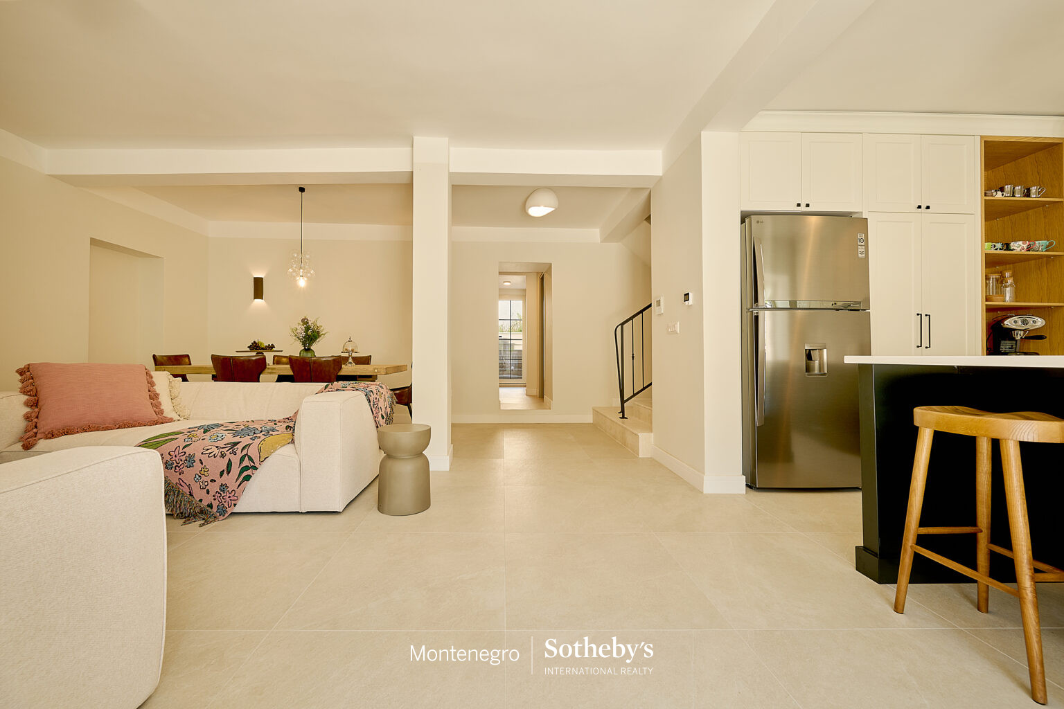 Family House Dobrota For Rent