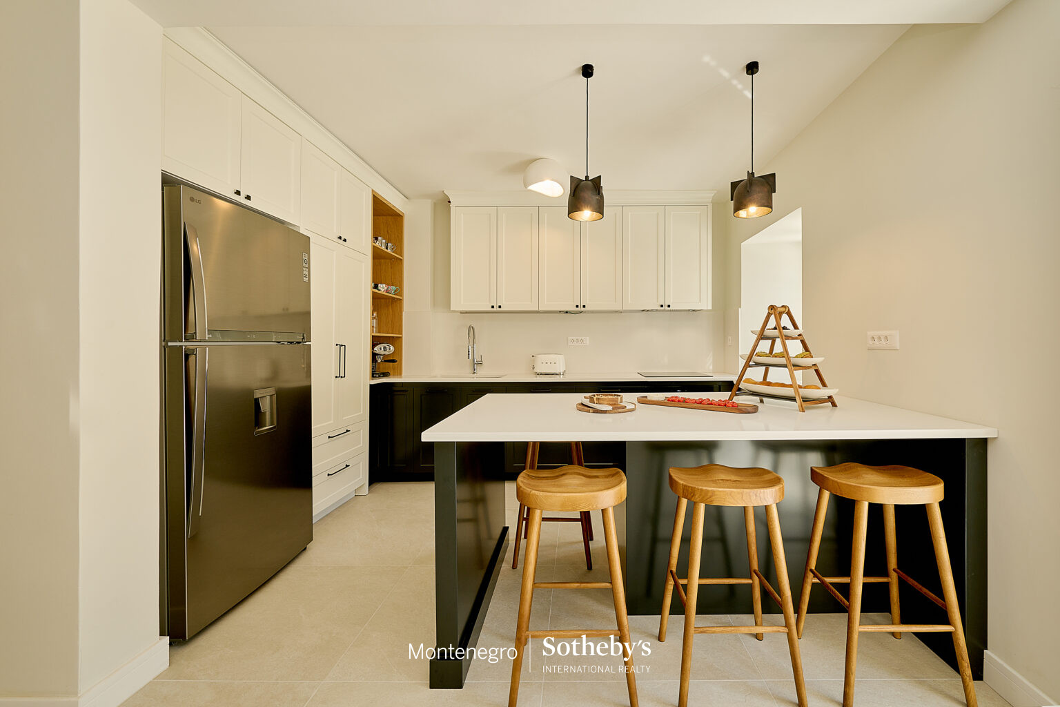 Family House Dobrota For Rent