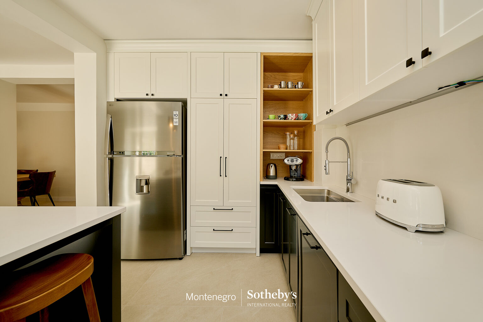 Family House Dobrota For Rent