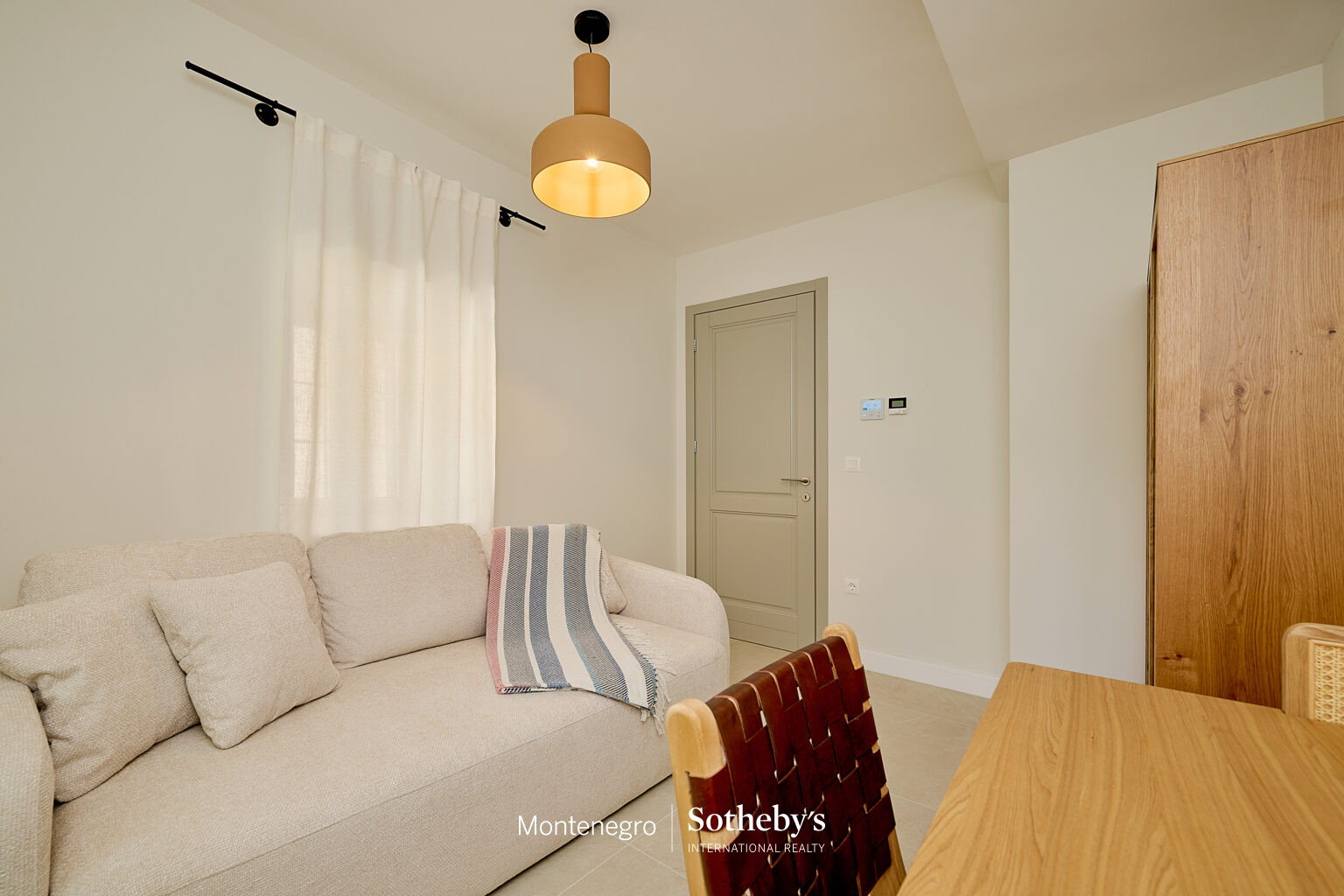 Family House Dobrota For Rent