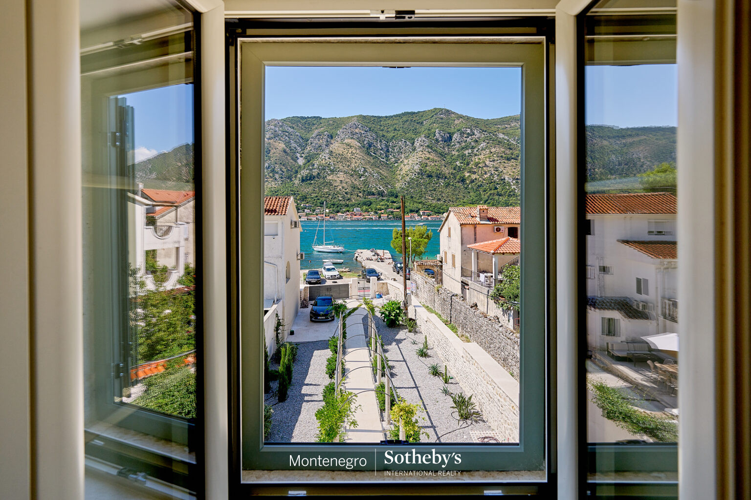 Family House Dobrota For Rent