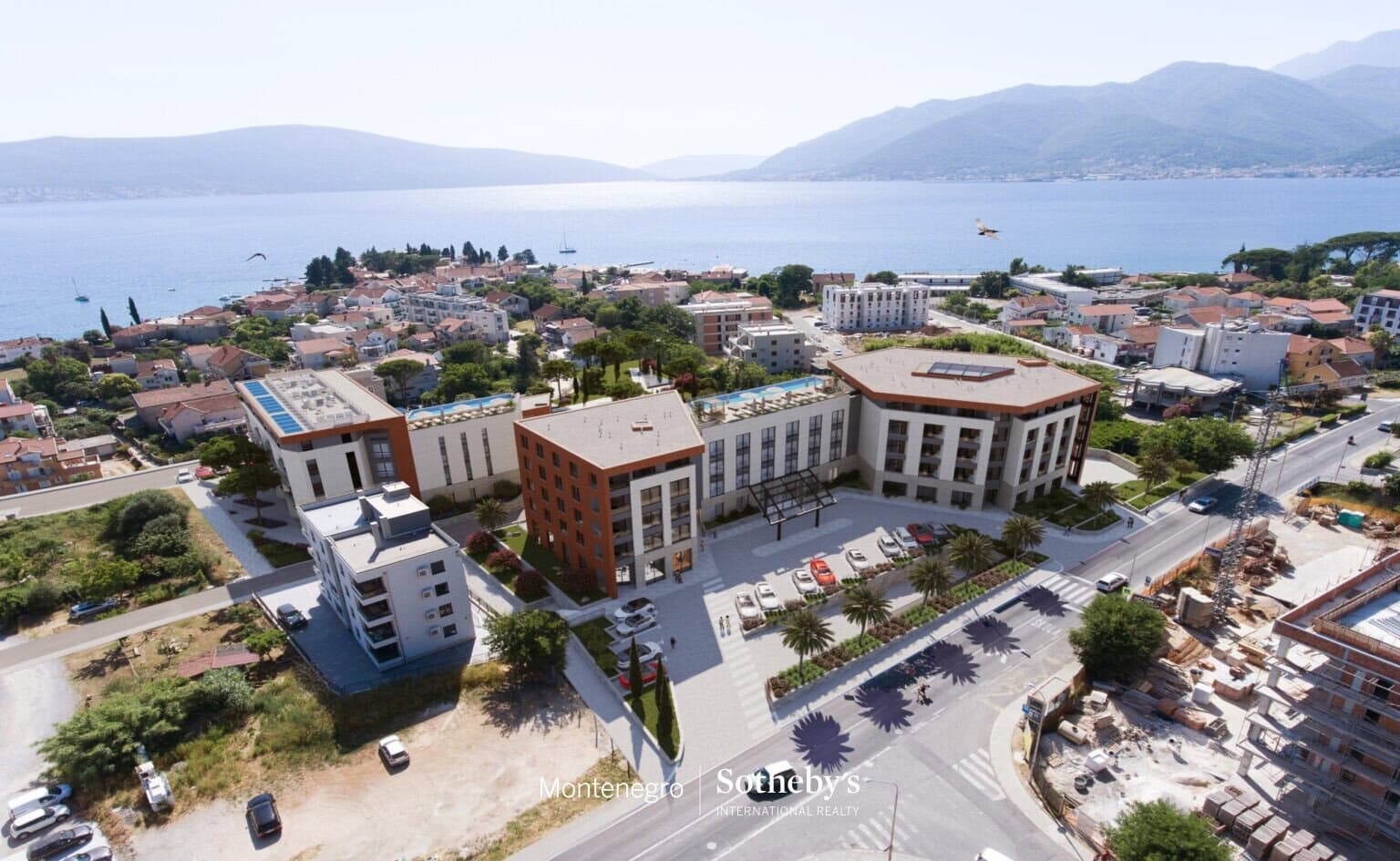 Luxury Two-bedroom Apartment Tivat