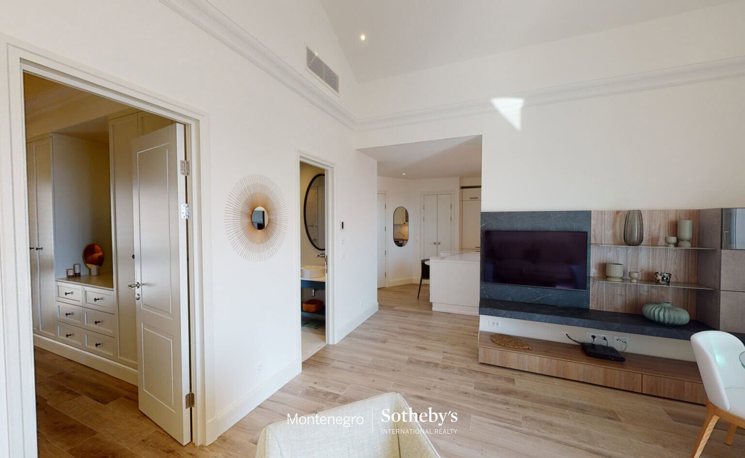 Furnished One-bedroom apartment Lustica Bay