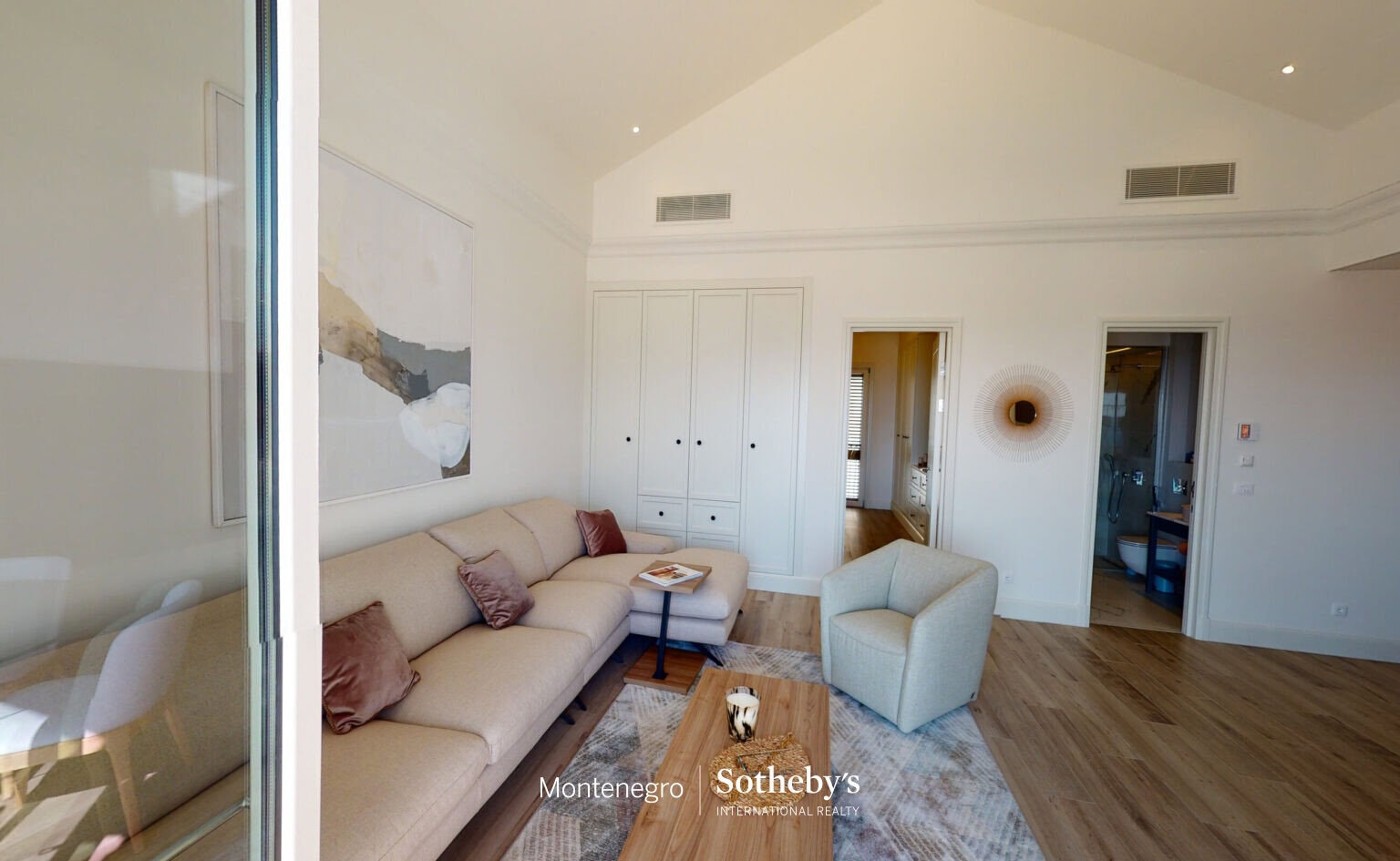 Furnished One-bedroom apartment Lustica Bay