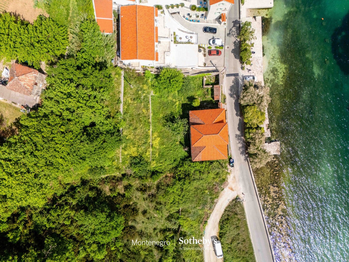 Waterfront stone palace for renovation, Prcanj