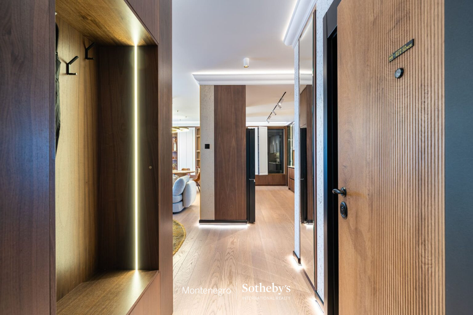 Luxury Two Bedroom Apartment