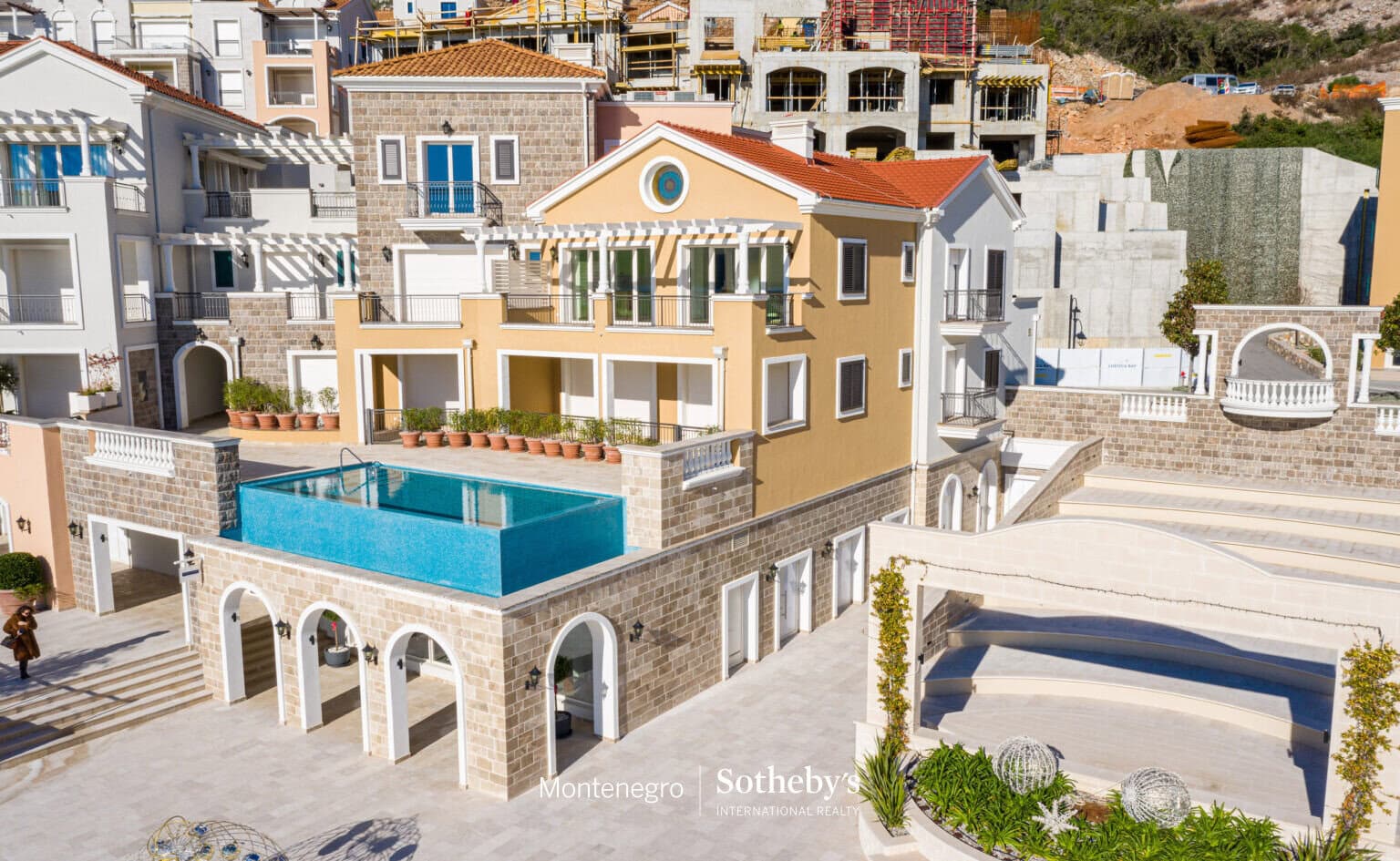 Furnished One-bedroom apartment Lustica Bay