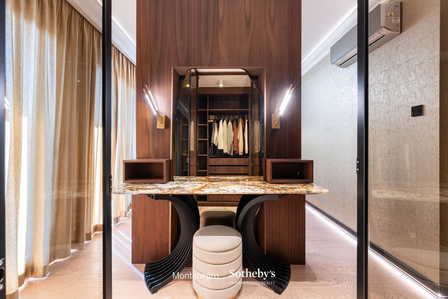 Luxury Two Bedroom Apartment