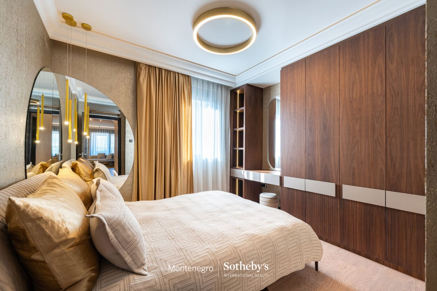 Luxury Two Bedroom Apartment