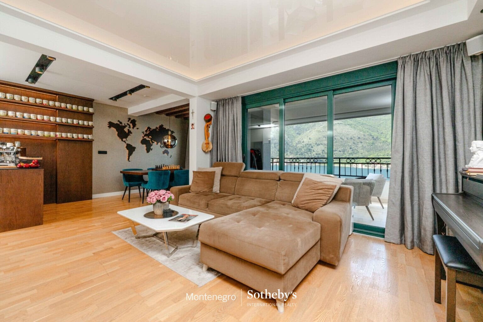 2-bdr apartment near the sea, Dobrota