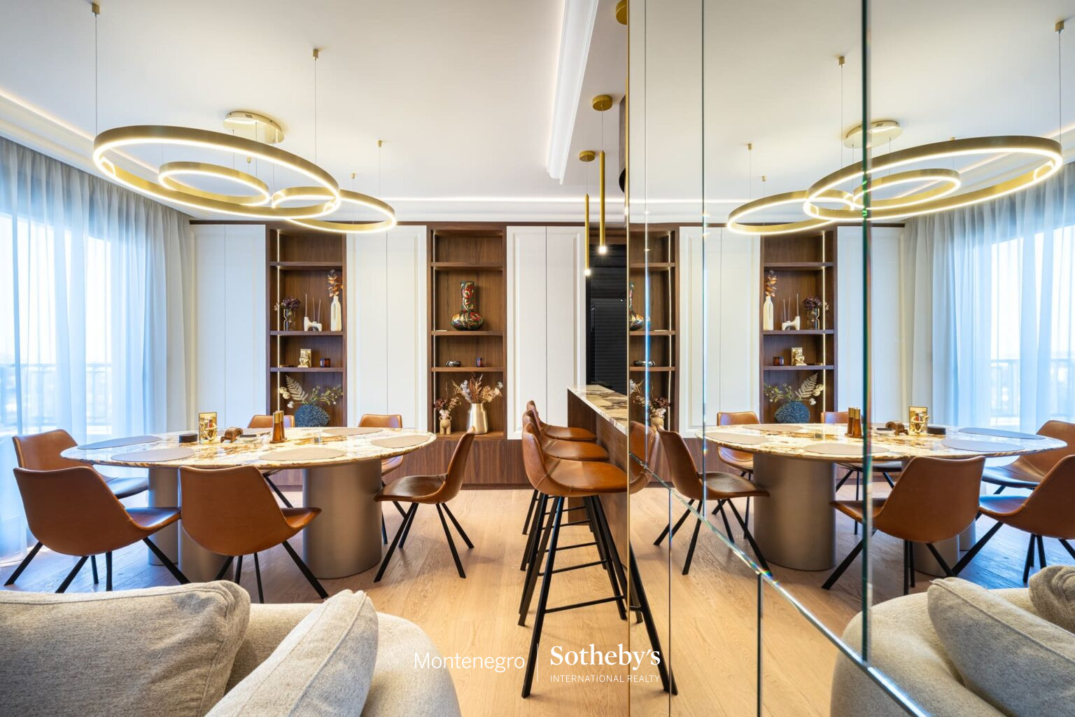 Luxury Two Bedroom Apartment