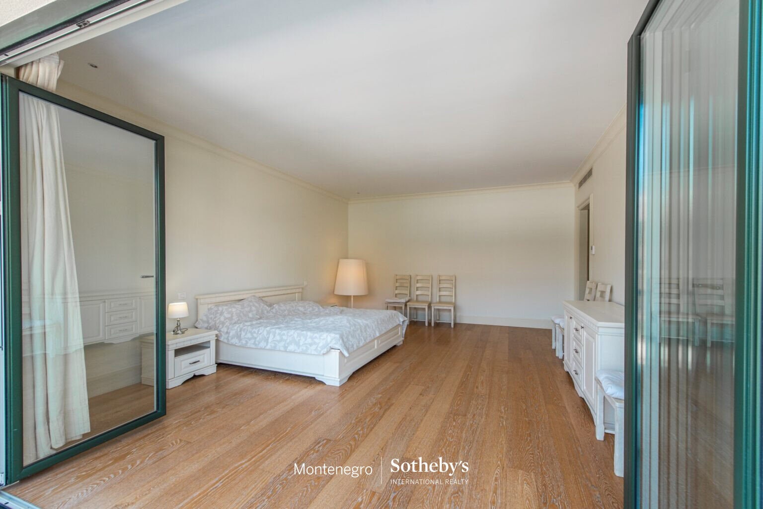 Ozana Two-bedroom Apartment For Rent