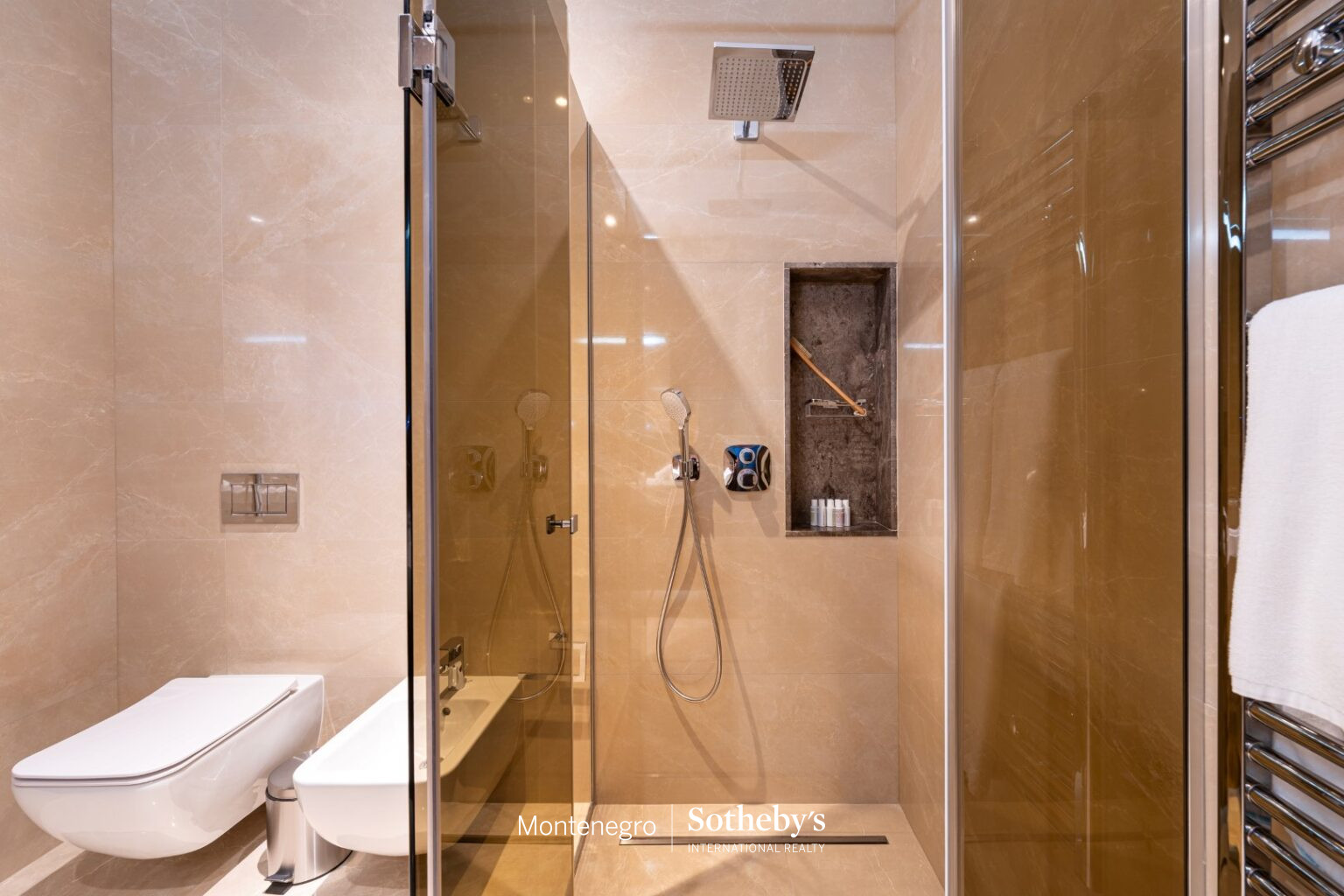 Exclusive Two-Bedroom Apartment Tivat