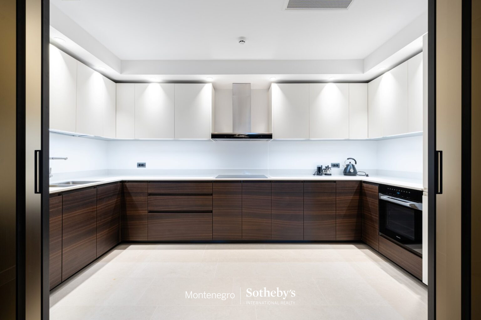 Exclusive Two-Bedroom Apartment Tivat