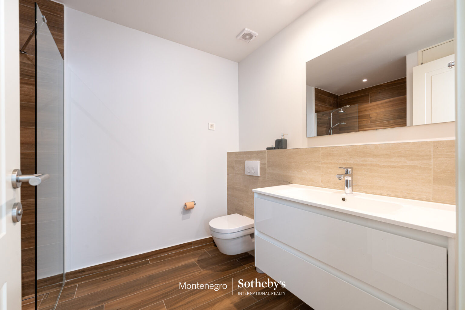 Luxury Two Bedroom Apartment In Centrale