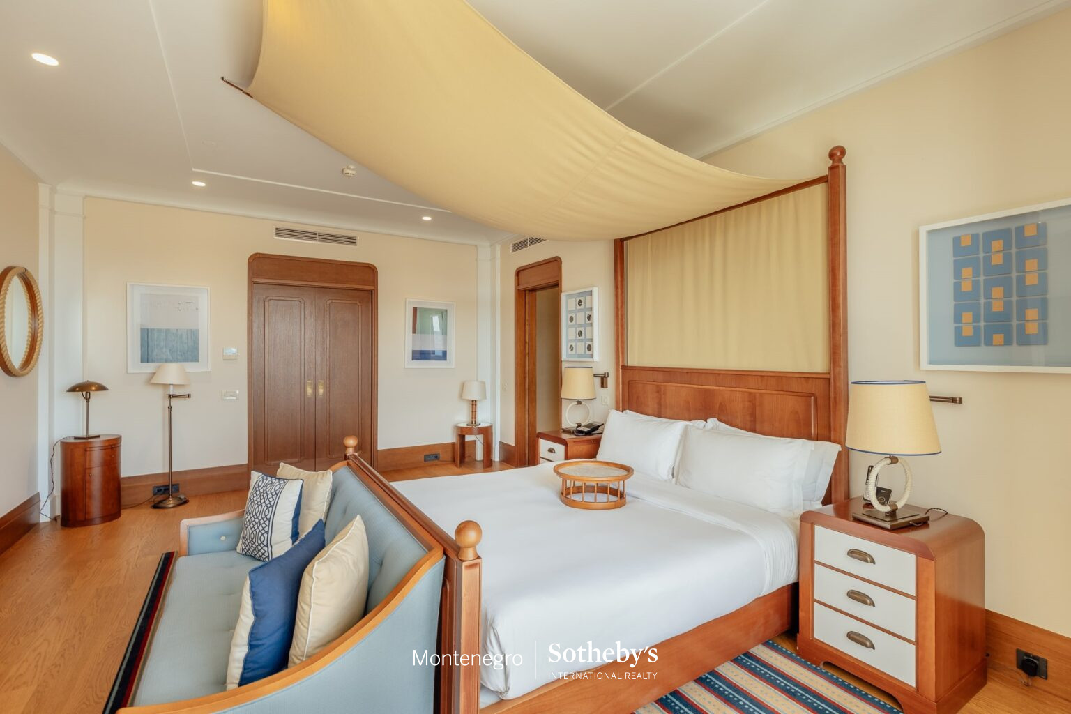 Signature Regent Penthouse