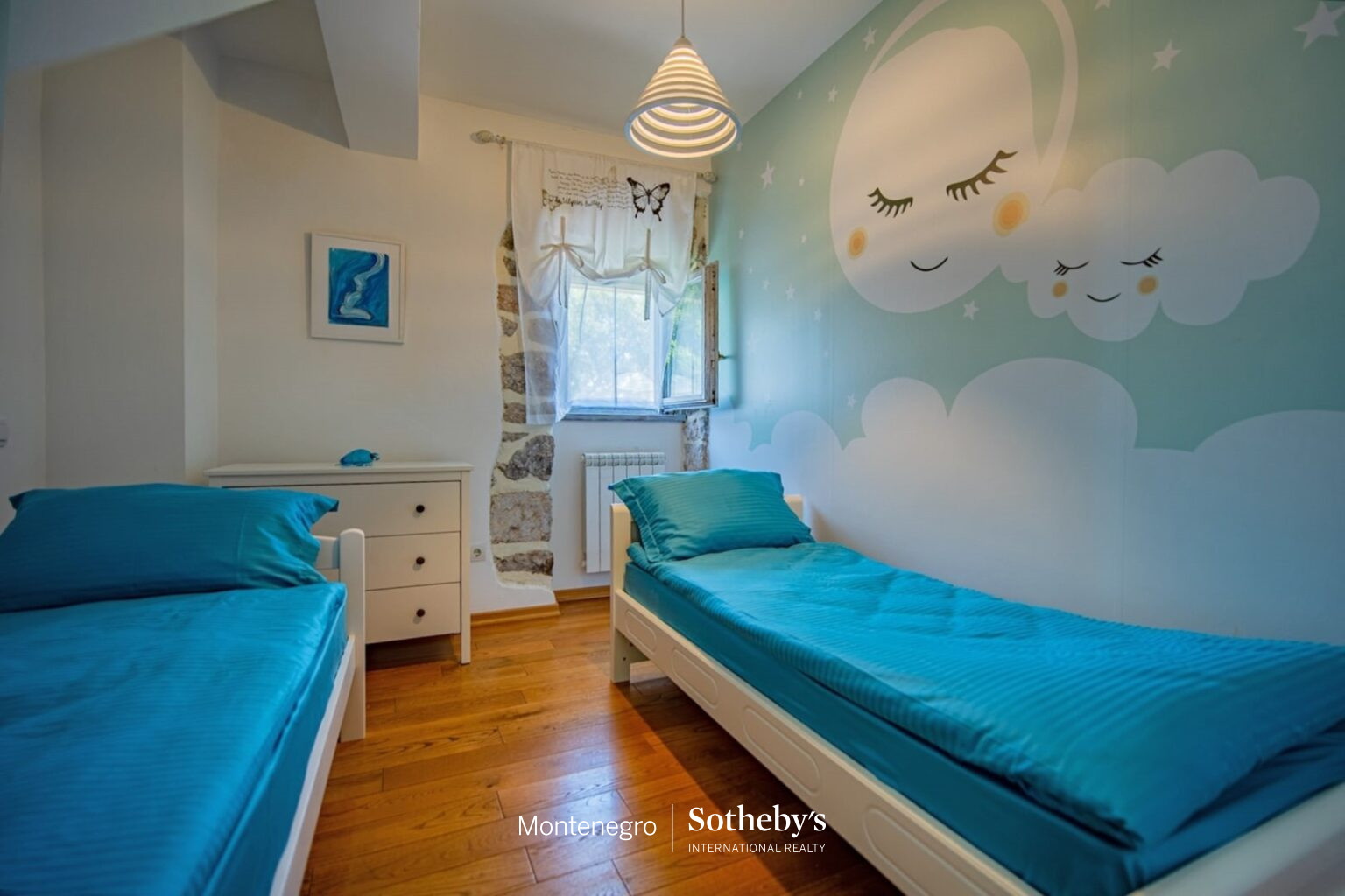 Renovated stone house, Milovići, Tivat