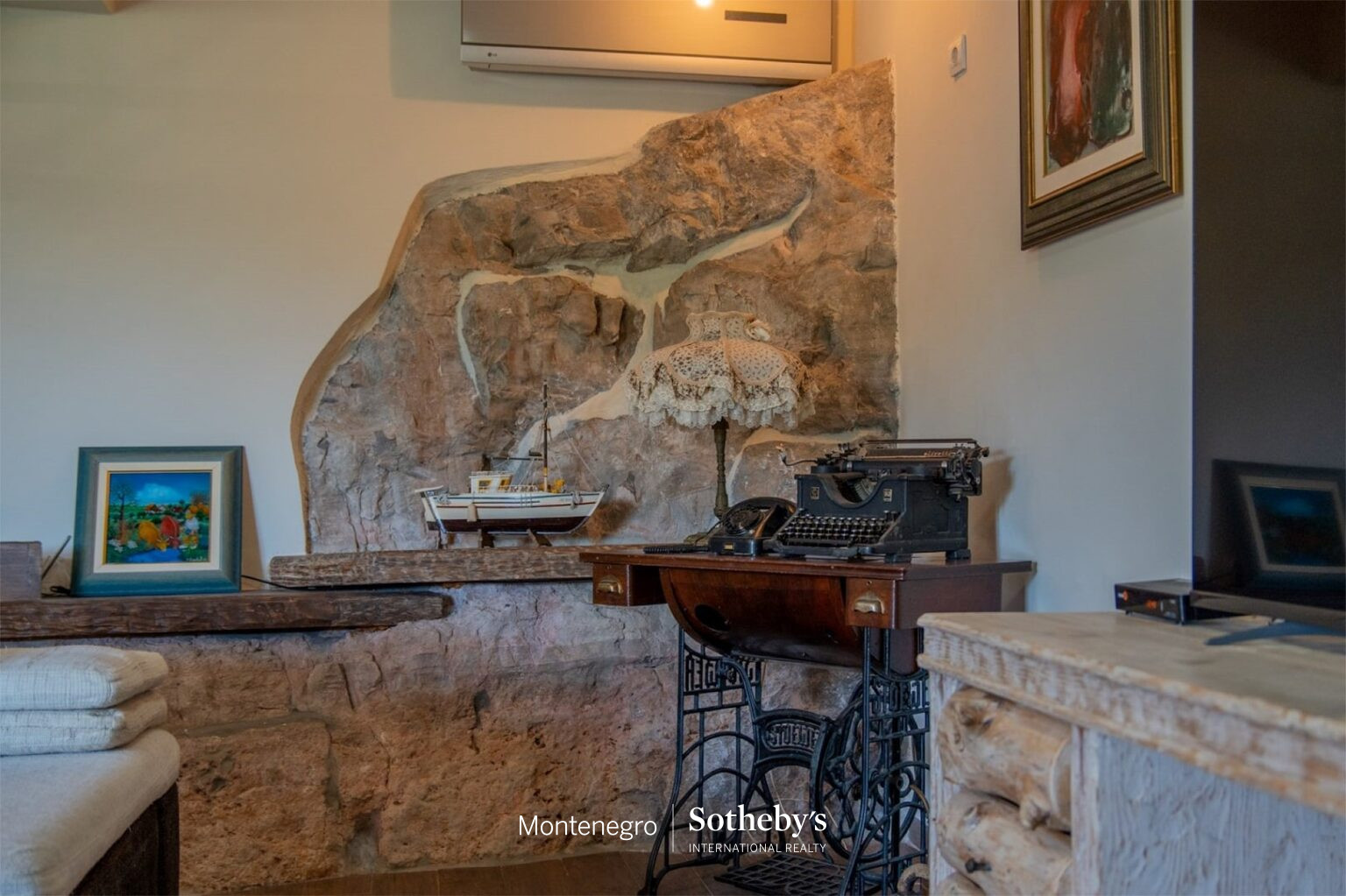 Renovated stone house, Milovići, Tivat