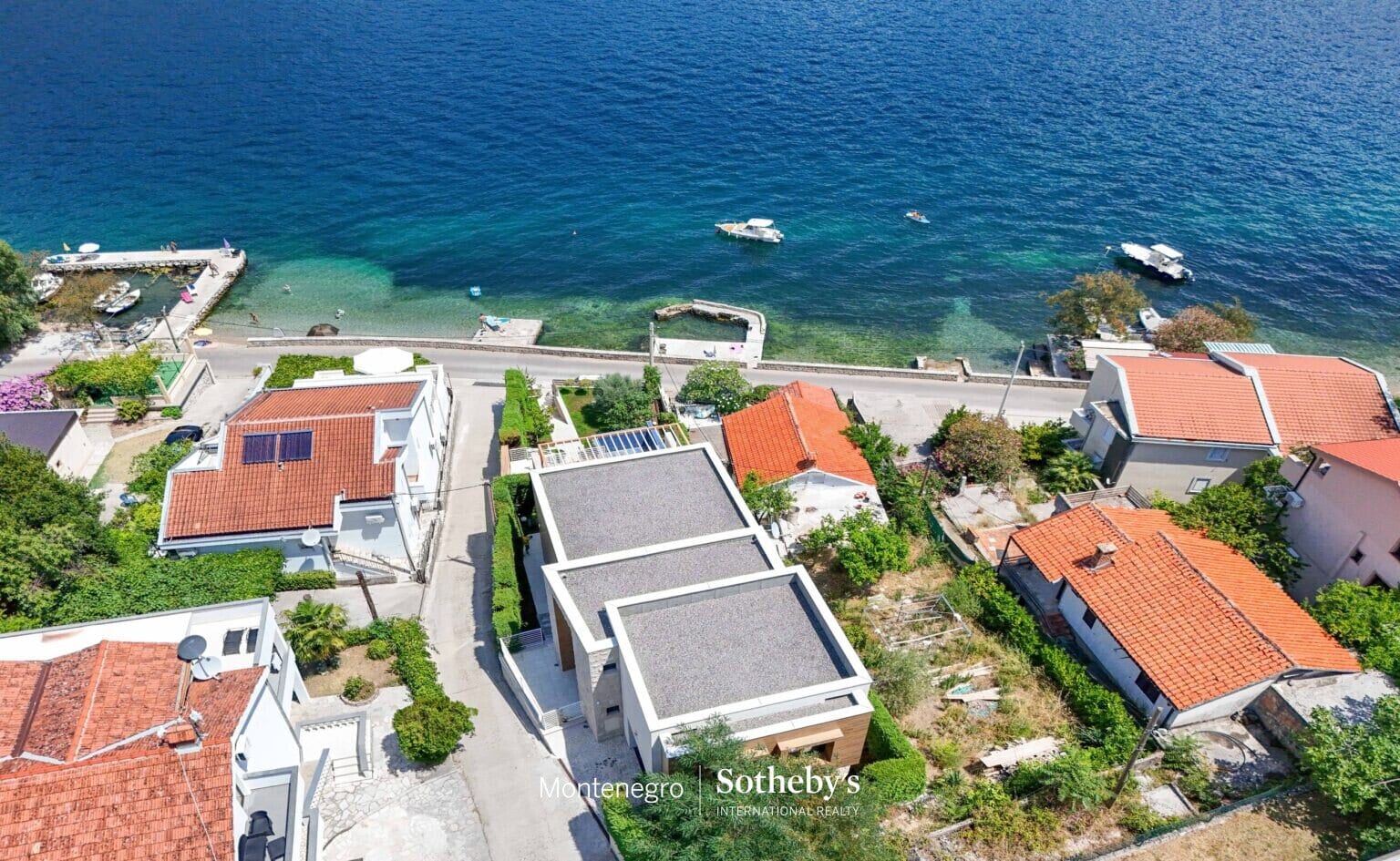 Deniz Kenarındaki Modern Villa Stoliv