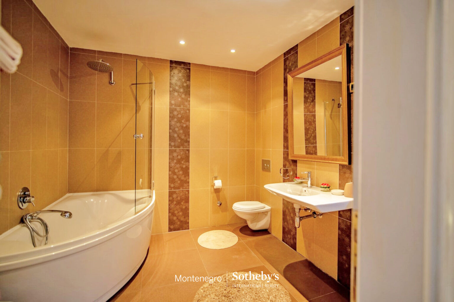 Renovated stone house, Milovići, Tivat
