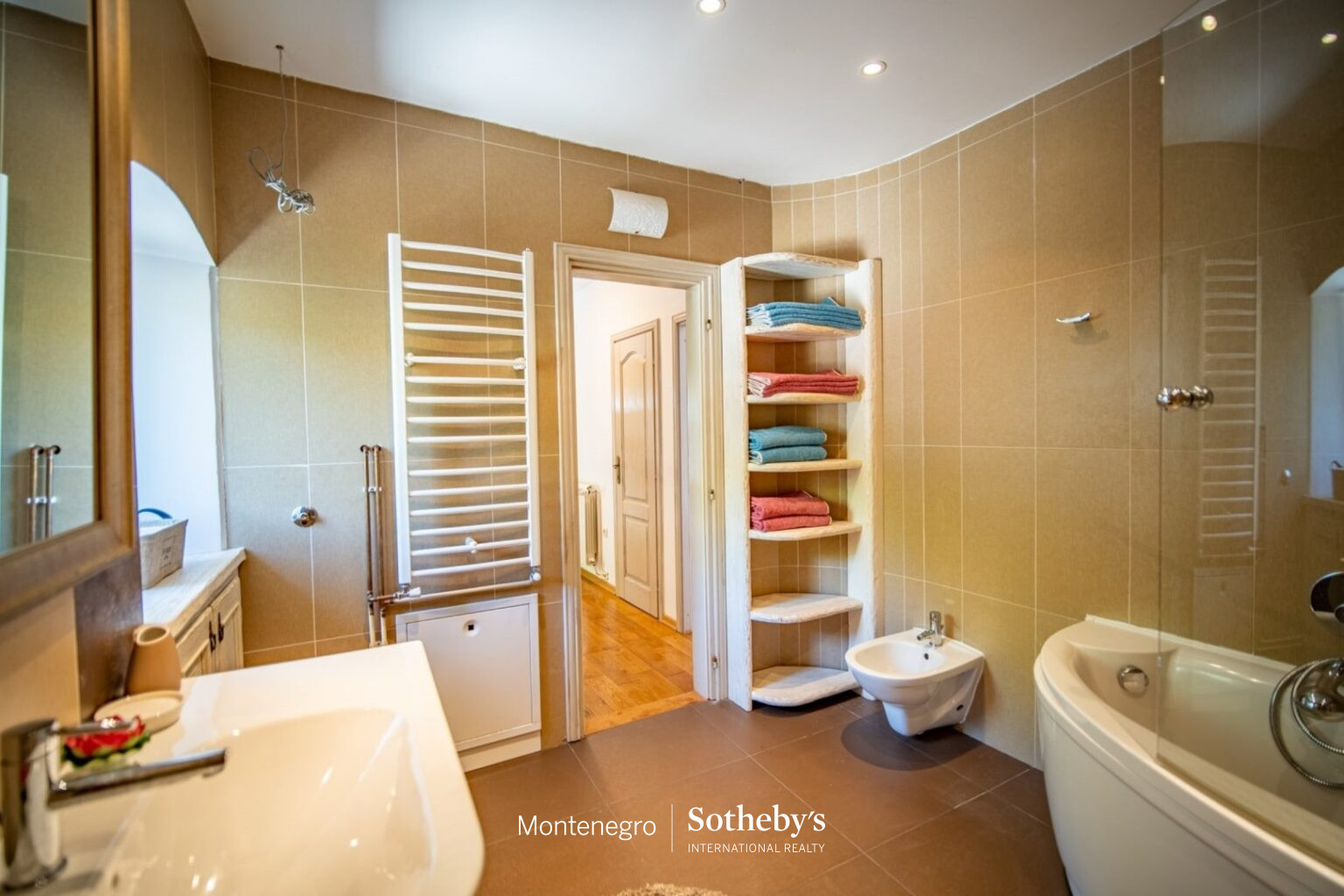 Renovated stone house, Milovići, Tivat
