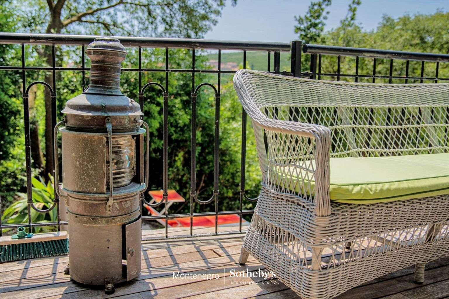 Renovated stone house, Milovići, Tivat