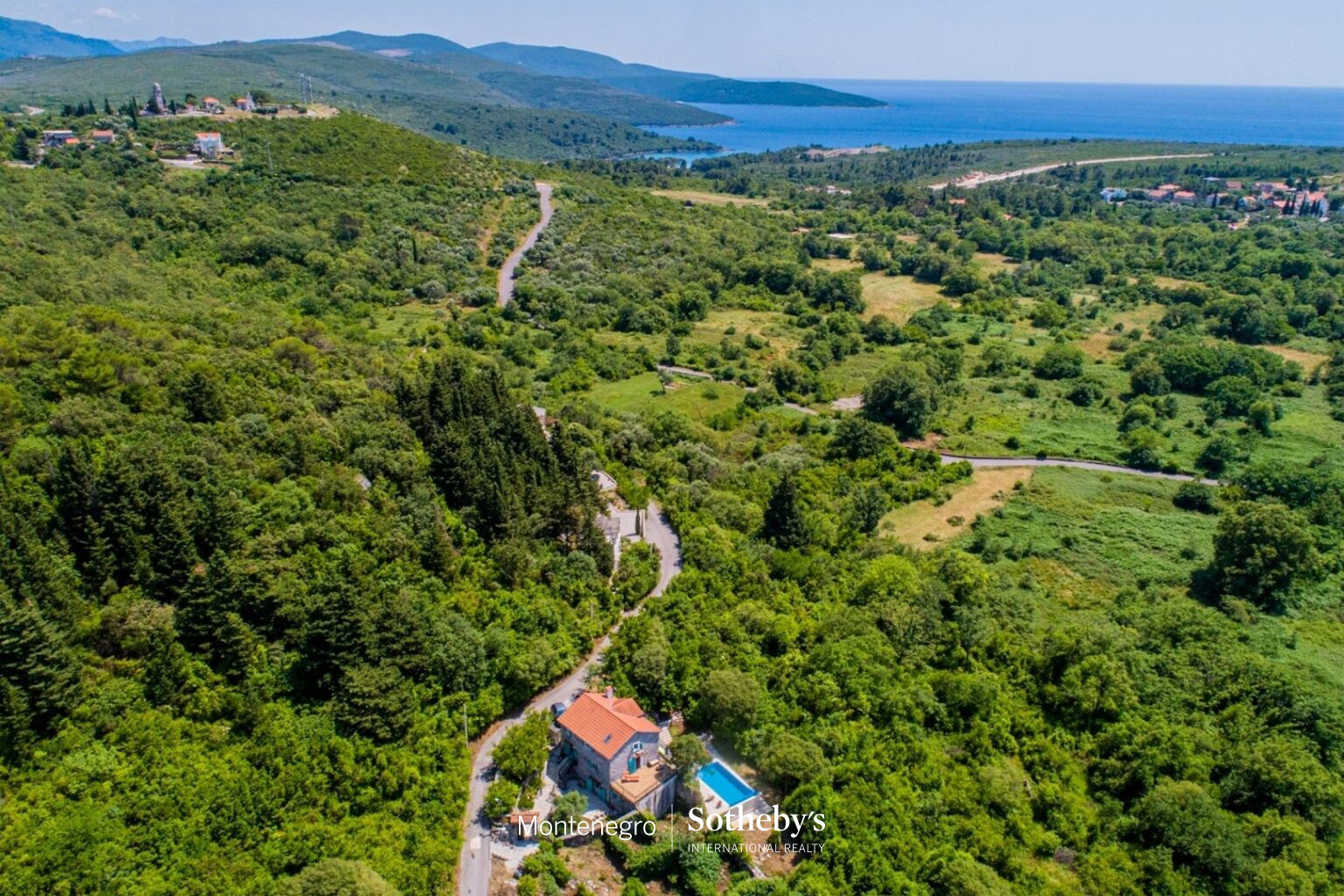Renovated stone house, Milovići, Tivat
