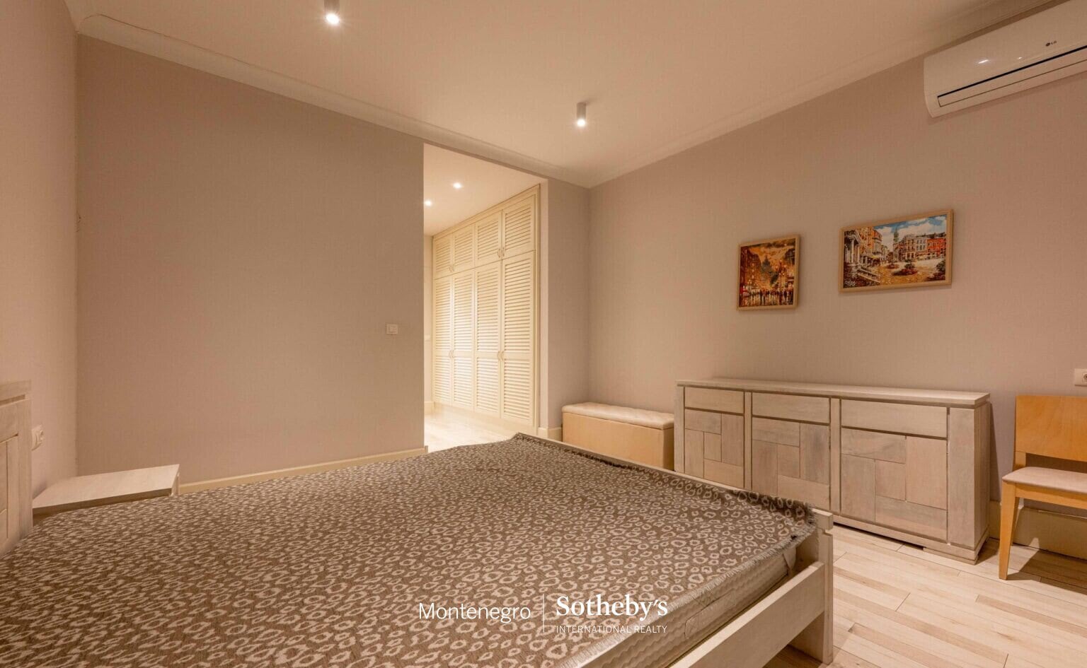 Deniz Kenarındaki Modern Villa Stoliv
