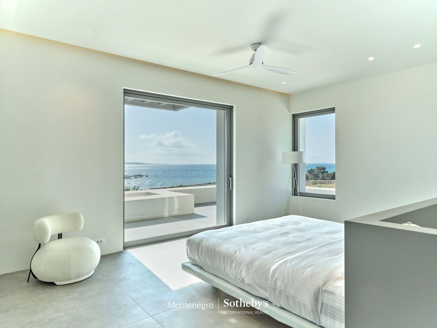 Waterfront Villa Antiparos