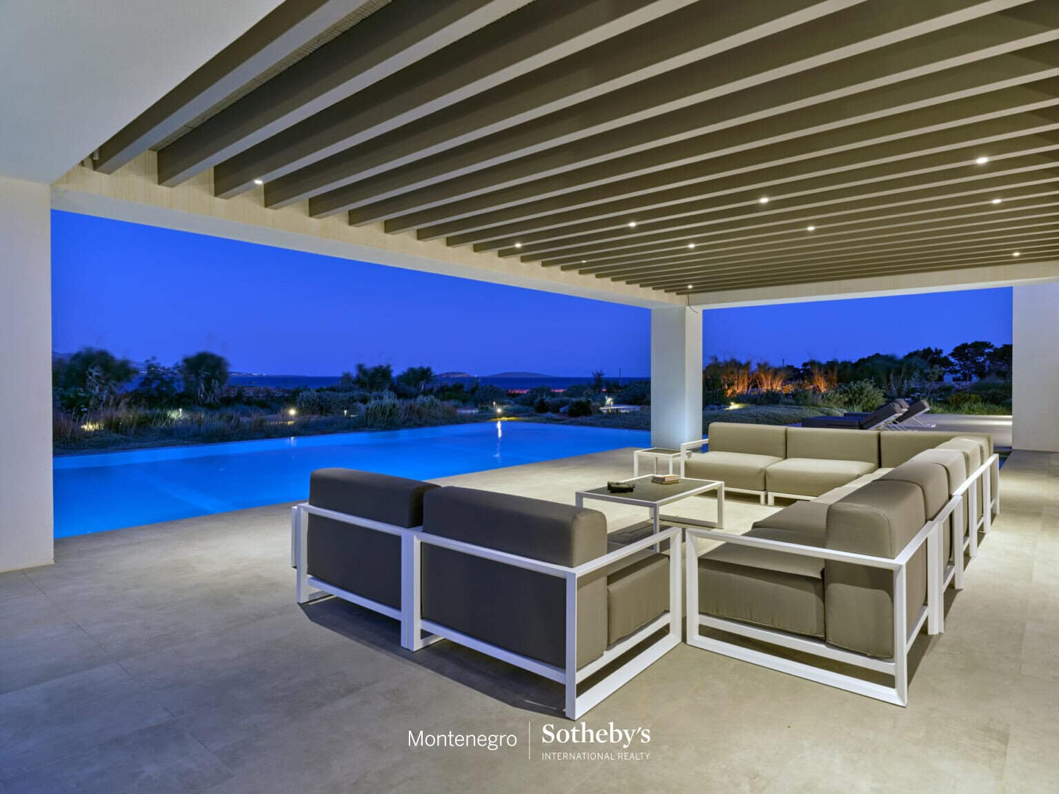 Waterfront Villa Antiparos