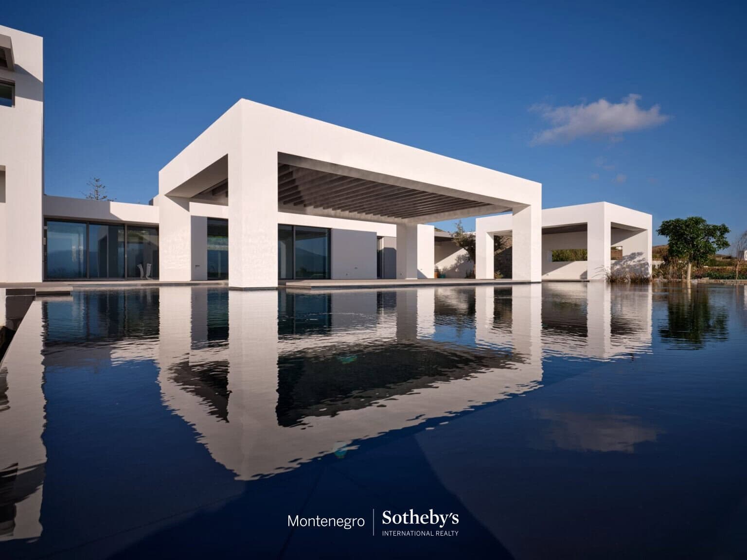 Waterfront Villa Antiparos