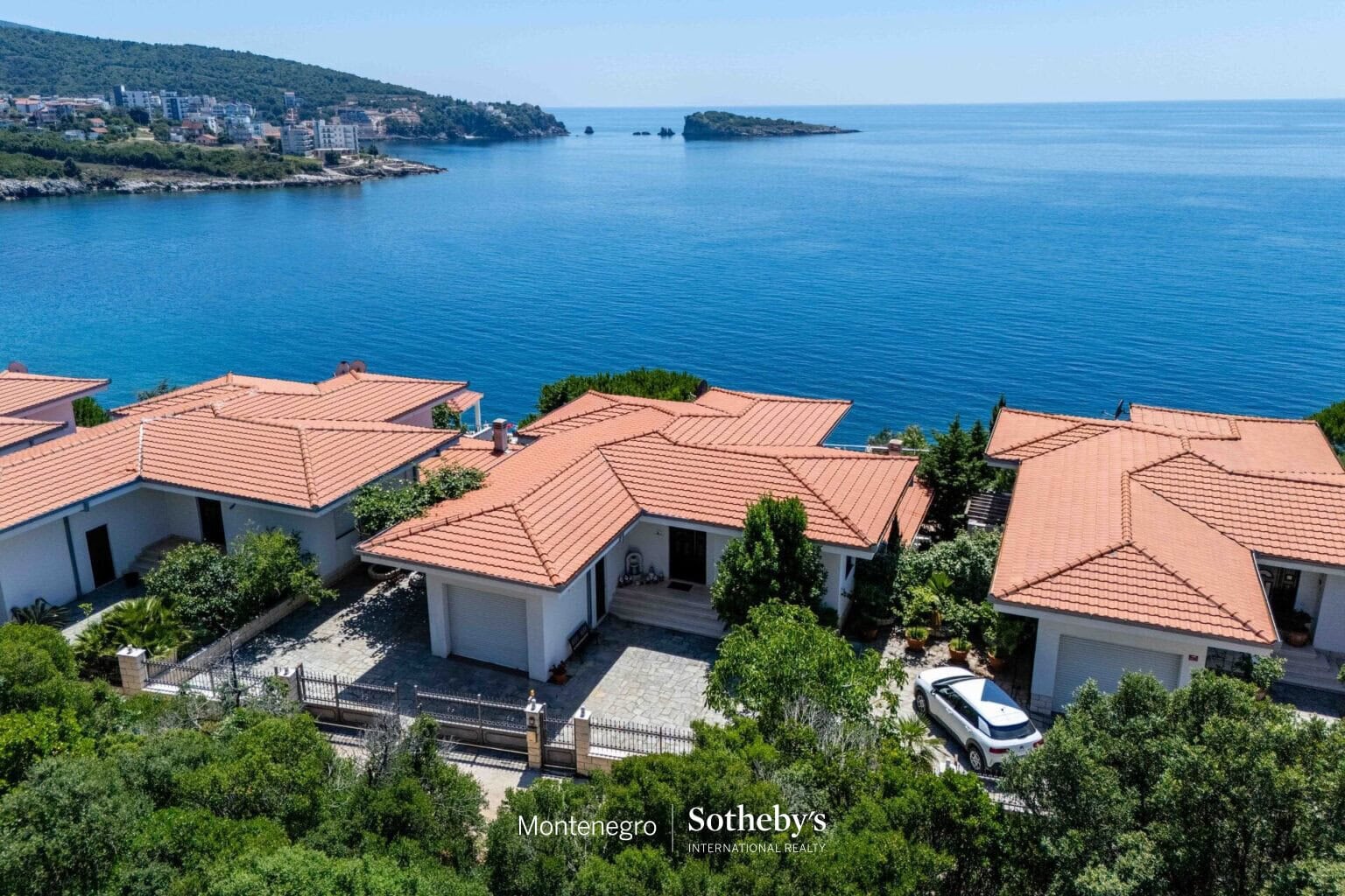 Waterfront Villa Utjeha