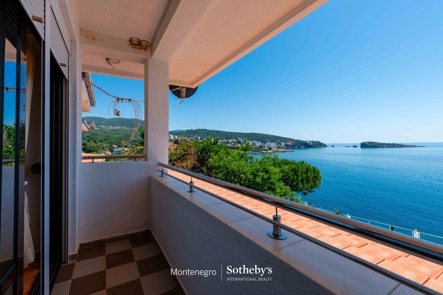Waterfront Villa Utjeha