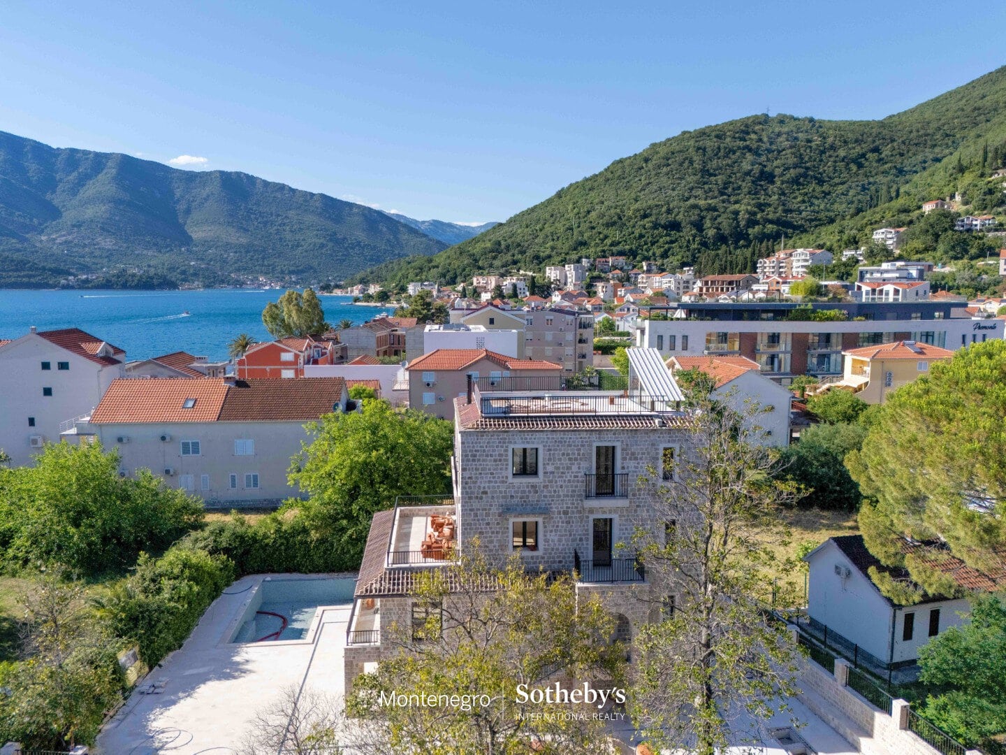 Second line stone villa, Donja Lastva, Tivat