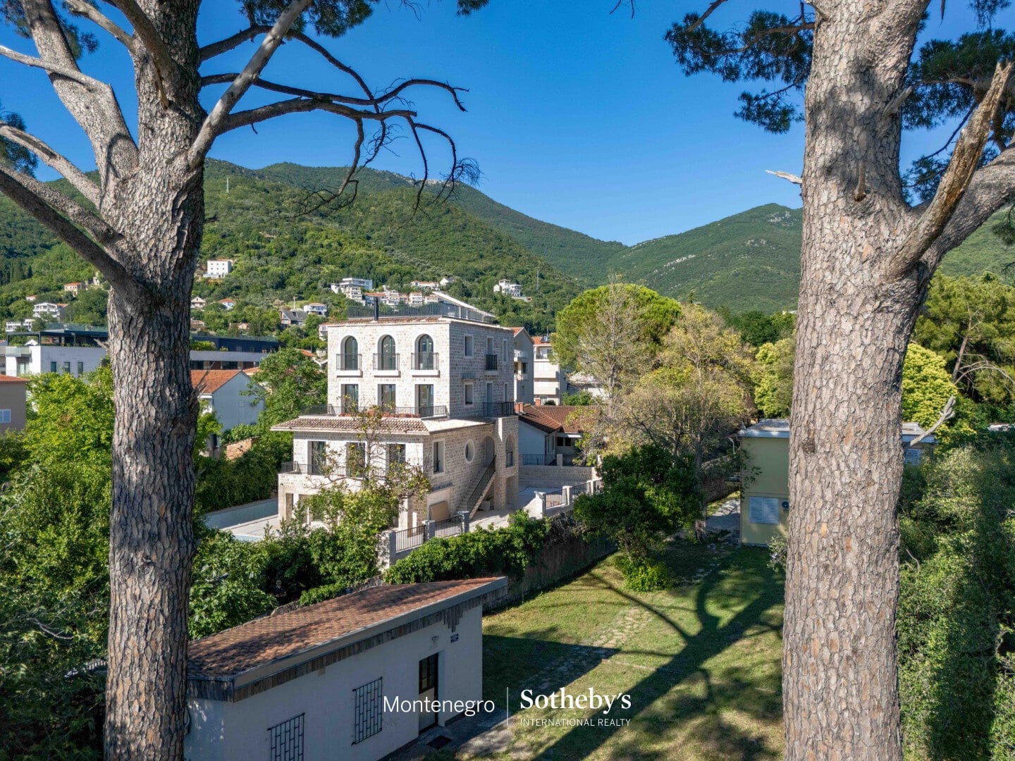 Second line stone villa, Donja Lastva, Tivat